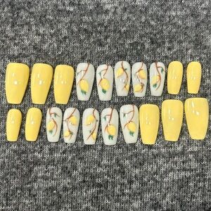 Hand painted Reusable Press on Nails Medium Coffin | 20 Pcs (Lemon Time)